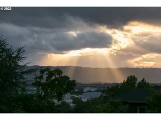 Photo #1: 23605327 Listing 