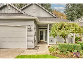 Photo #2: 23605570 Listing