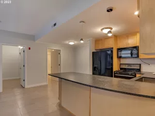 Photo #1: 23605822 Listing