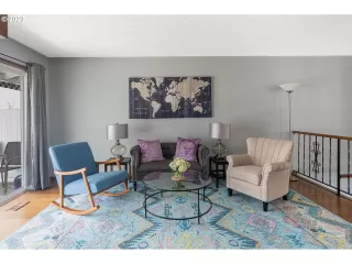 Photo #5: 23606749 Listing