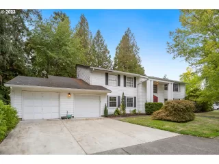 Photo #2: 23608619 Listing