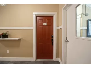 Photo #3: 23609036 Listing 