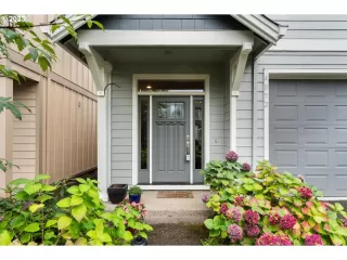 Photo #2: 23609338 Listing 