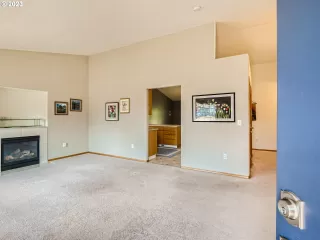 Photo #1: 23609402 Listing