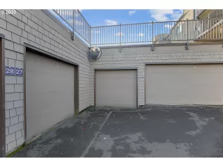 Photo #3: 23609938 Listing 