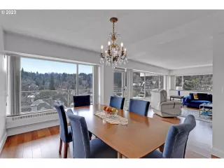 Photo #3: 23613404 Listing