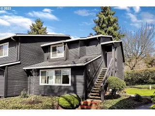 Photo #2: 23617387 Listing