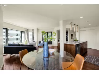 Photo #3: 23622626 Listing 