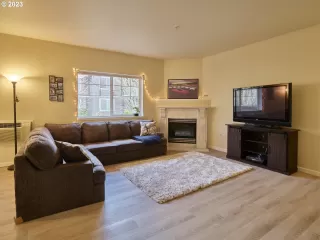 Photo #3: 23624186 Listing 