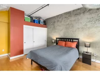 Photo #3: 23624291 Listing