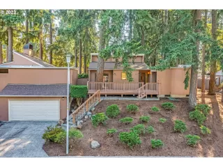 Photo #1: 23624745 Listing