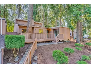 Photo #2: 23624745 Listing