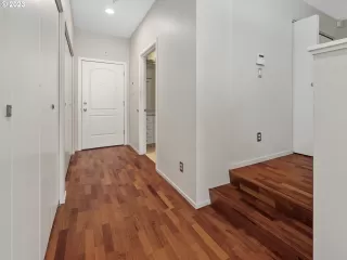 Photo #1: 23626575 Listing