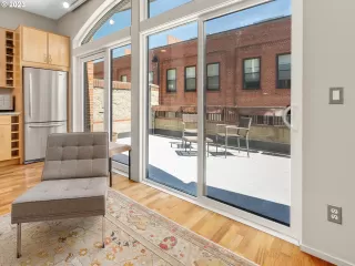 Photo #3: 23626575 Listing