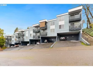 More Details about MLS # 23627445 : 1300 NE 68TH AVE 17