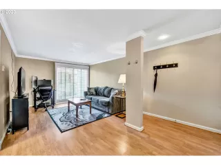 Photo #3: 23629542 Listing 