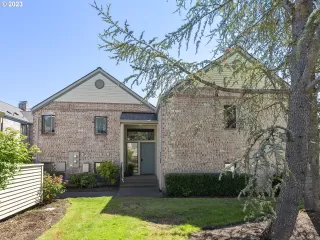 Photo #1: 23629716 Listing