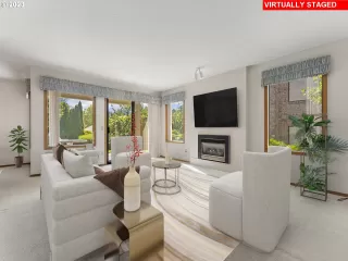 Photo #4: 23629716 Listing