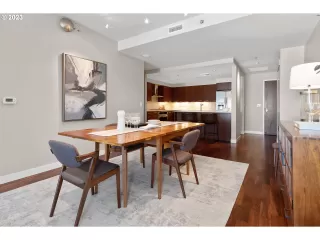 Photo #3: 23630062 Listing