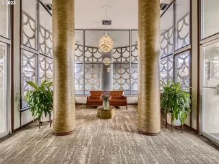 Photo #2: 23630333 Listing 