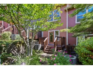 Photo #3: 23631886 Listing