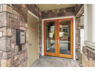 Photo #3: 23632041 Listing 