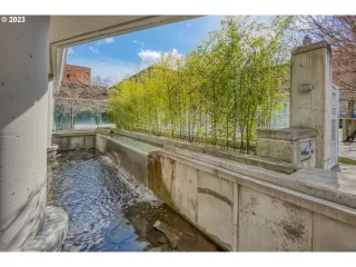 Photo #3: 23635254 Listing