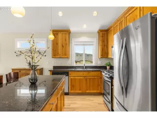 Photo #3: 23639003 Listing