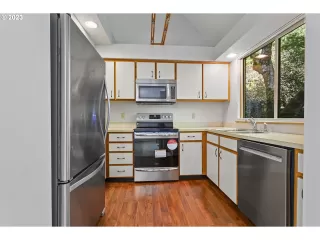 Photo #1: 23639579 Listing