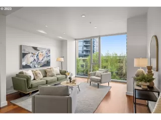 Photo #5: 23640320 Listing