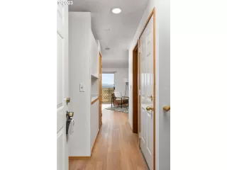 Photo #1: 23640980 Listing 