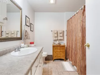 Click for more information on MLS # 23645488 : 6044 SE DRAKE ST 101 More Details about MLS # 23645488 : 6044 SE DRAKE ST 101