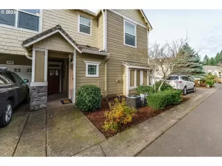 Photo #1: 23647112 Listing 