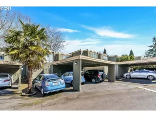 Photo #3: 23648693 Listing 