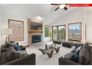 Photo #6: 23648725 Listing