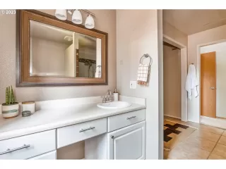 Photo #3: 23650280 Listing 