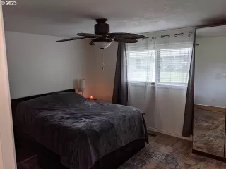 Photo #6: 23652079 Listing 