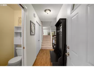 Photo #2: 23653833 Listing 