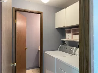 Photo #1: 23656060 Listing