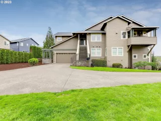 Photo #2: 23656077 Listing