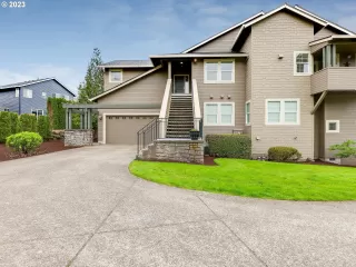 Photo #3: 23656077 Listing