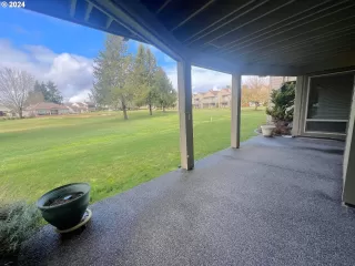 Photo #3: 23657708 Listing