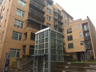 Photo #2: 23659904 Listing