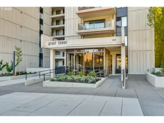 Photo #1: 23660481 Listing