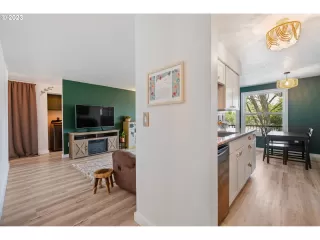 Photo #3: 23662046 Listing 