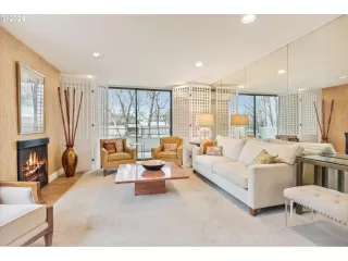 Photo #2: 23663793 Listing