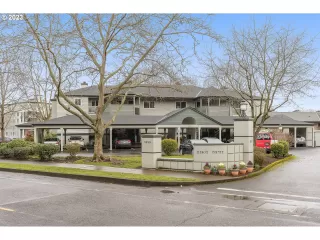 Photo #1: 23664188 Listing