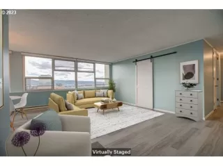 Photo #2: 23664694 Listing