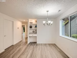 Photo #6: 23665089 Listing 