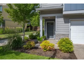 Photo #4: 23665536 Listing 